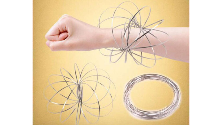 2018 Most Hot Toy—Magic Flow Rings