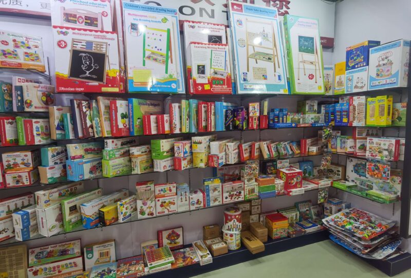 Montessori-Lernspielzeug