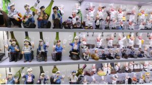 Yiwu home decor market