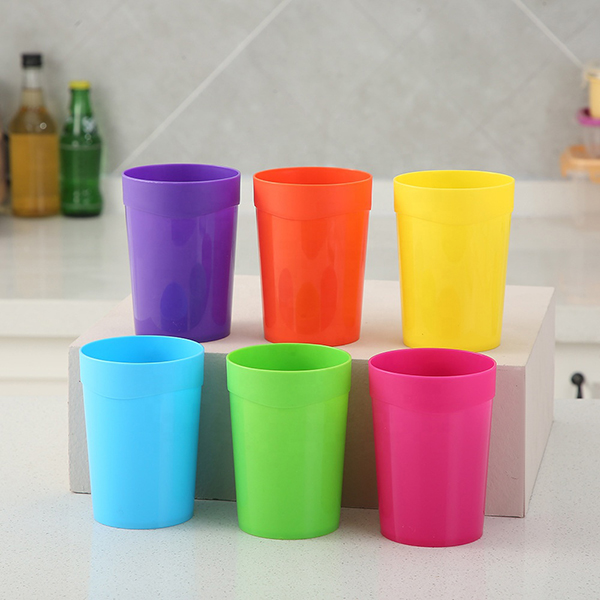 Plastic tumblers
