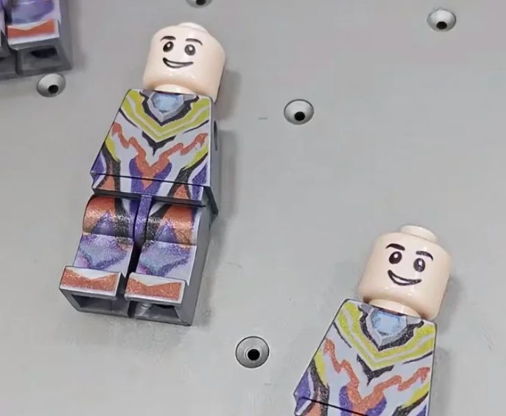 custom minifigure creator