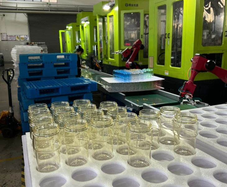 plastic bottle manufacturer