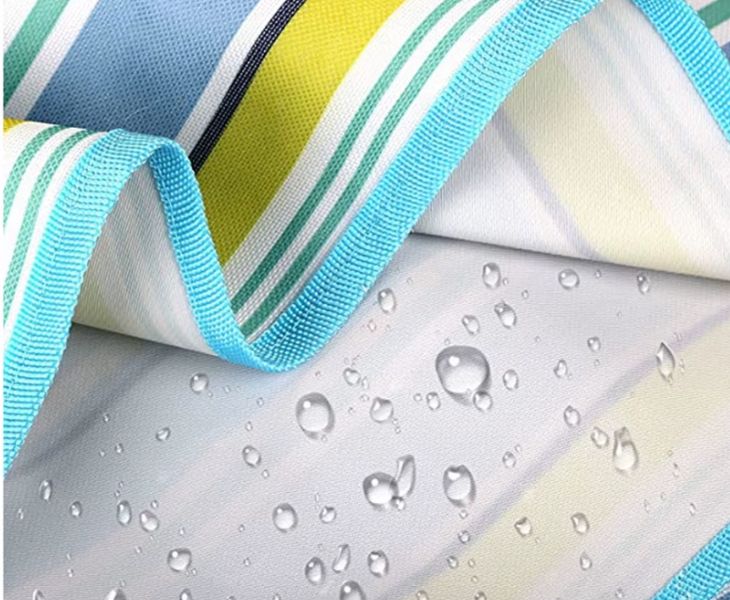 Waterproof picnic blanket design