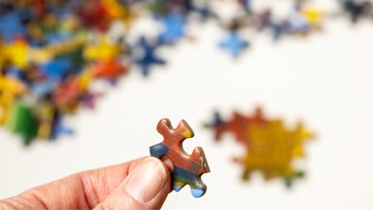 jigsaw puzzle business