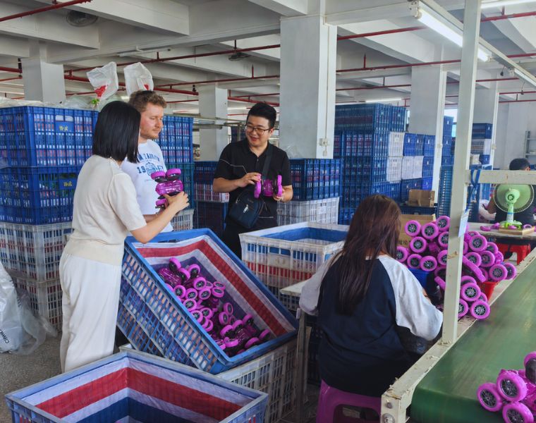 Tony check in Toys factory-2